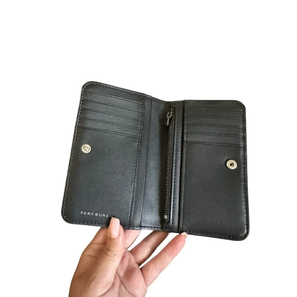 TORY BURCH Willa Quilted Matte Wallet Black